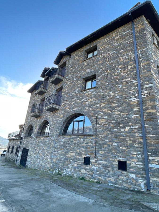 Apartamentos Pirineos Ordesa El Pueyo de Araguás Zewnętrze zdjęcie